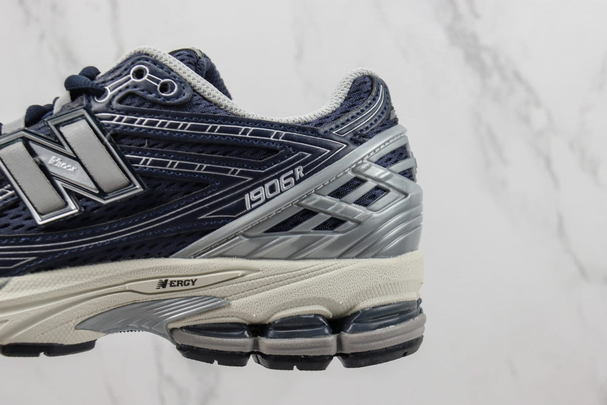 New Balance 1906R - Eclipse schwarz