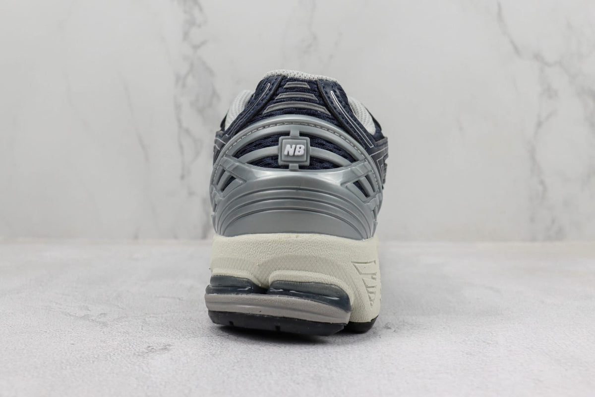 New Balance 1906R - Eclipse schwarz